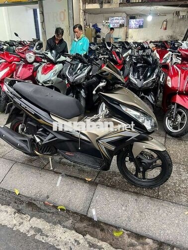 Honda Air Blade 2024 Đen, Vàng đồng