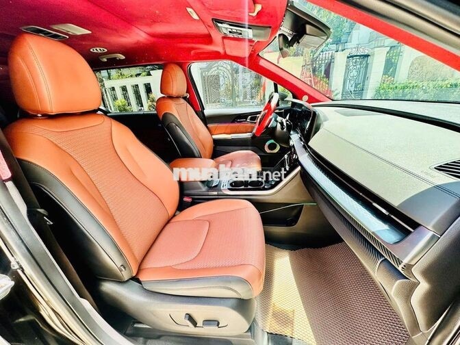 Kia Carnival Signature sản xuất 2023