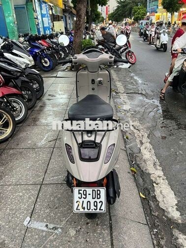 Vespa 50cc 2025 Xám Đã sử dụng
