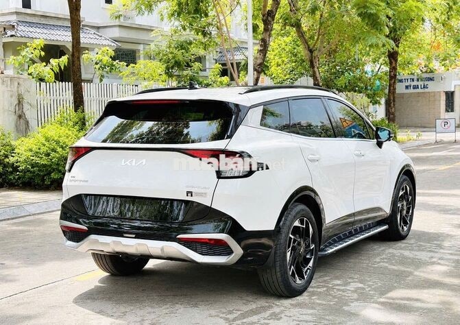 Kia Sportage 1.6 Signature AWD 2024