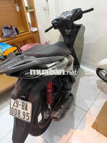 Honda SH160i ABS đi cực ít