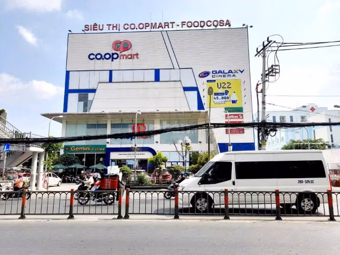 Bán CHDV 6L Quang Trung nở hậu 8m 182m2 32PN Tmáy DT 105tr 17.5 tỷ
