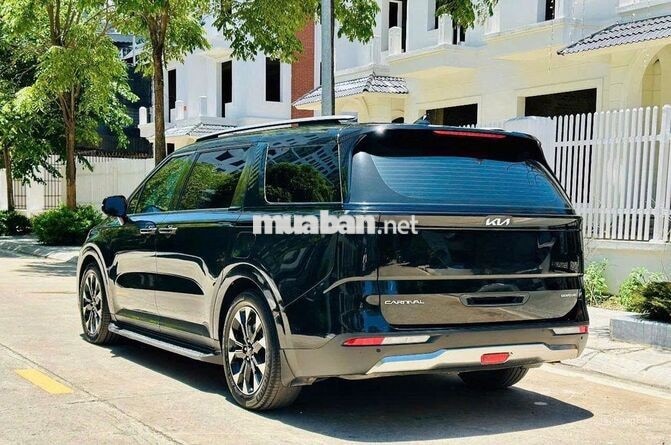 Kia Carnival Signature sản xuất 2023