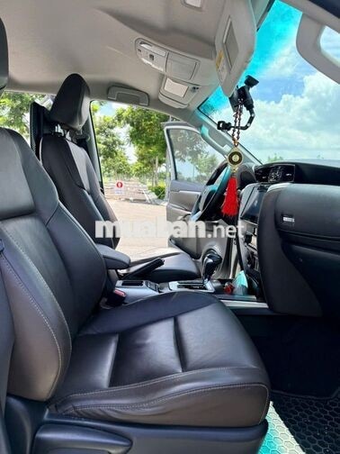 Toyota Fortuner 2017 2 cầu Trắng 67.000km
