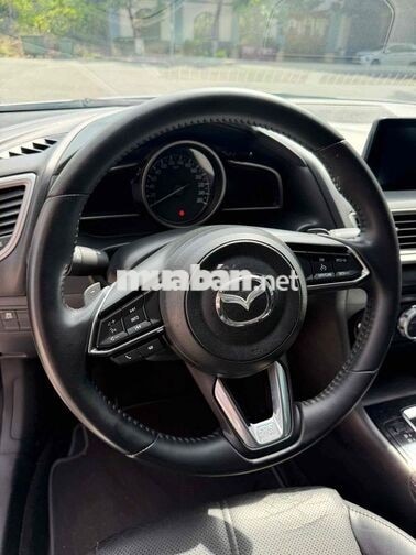 Mazda Mazda3 2018 57000km Trắng