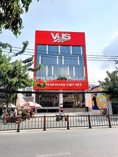 Bán CHDV 6L Quang Trung nở hậu 8m 182m2 32PN Tmáy DT 105tr 17.5 tỷ