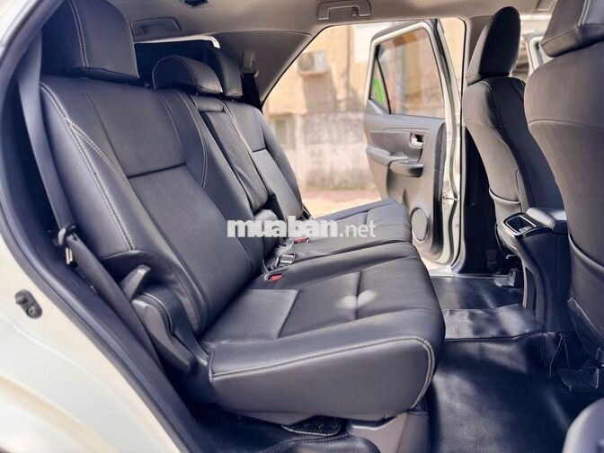 Toyota Fortuner 2017 Dầu Số sàn 14000 km Trắng