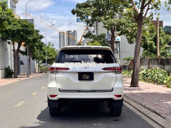 Toyota Fortuner 2017 Dầu Số sàn 14000 km Trắng