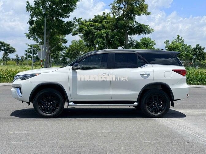 Toyota Fortuner 2017 2 cầu Trắng 67.000km
