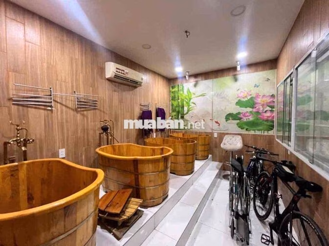 BÁN NHÀ DT 184M2 PHAN VĂN HỚN HÓC MÔN-DOANH THU 200TR/THÁNG