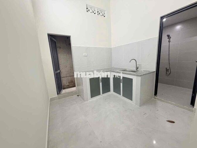 cho thuê nhà Ngã tư ga 2 phòng ngủ 2wc