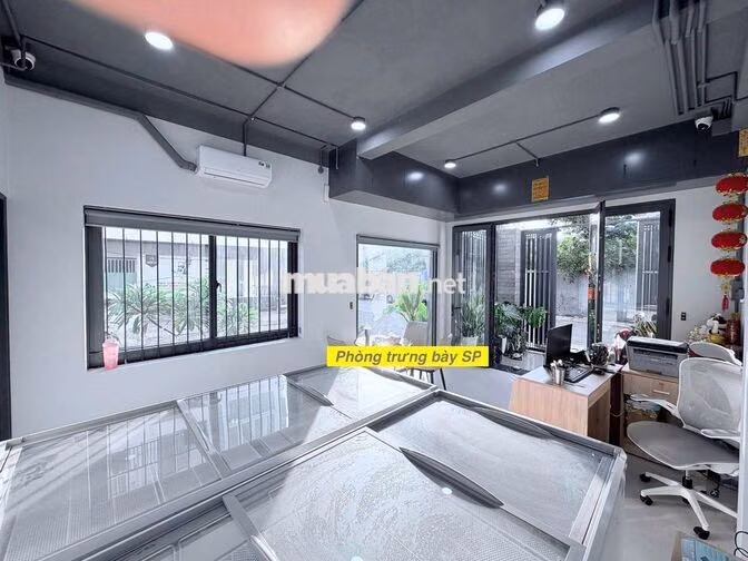 CHÍNH CHỦ CHO THUÊ NHÀ MỚI NGUYÊN CĂN FULL NỘI THẤT - GẦN SÂN BAY