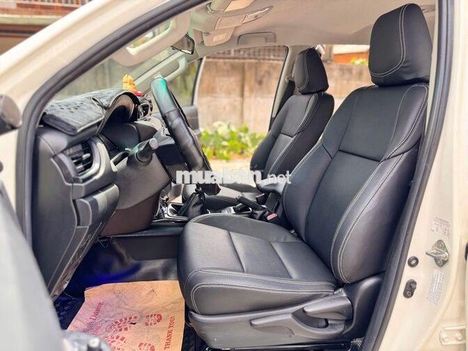 Toyota Fortuner 2017 Dầu Số sàn 14000 km Trắng