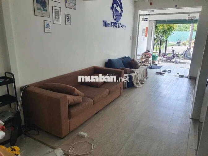 CẦN CHO THUÊ GẤP MẶT BẰNG SIU RỘNG NGAY TRUNG TÂM  Đường số 48 gần Lot