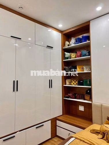 LÊN SÓNG CĂN HỘ CITYLAND TRỰC DIỆN HỒ BƠI GIÁ CHỈ 5,74 TỶ