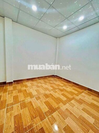 Cho Thuê Nhà 1 Trệt 1 Lầu 2PN 2WC 6x5m Hẻm 380 Lê Văn Lương