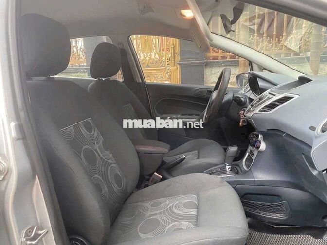 Ford Fiesta 2011 Bạc