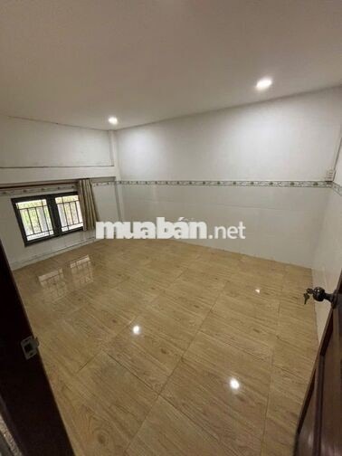 Cho thuê nhà NC Phan Huy Ích 4x10, 2 mặt tiền hẻm xe hơi, 2PN, 2WC