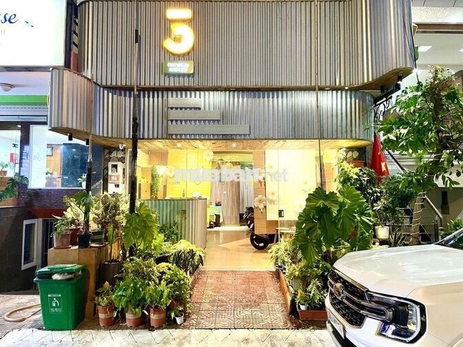 căn hộ studio cách bãi sau 10p đi bộ