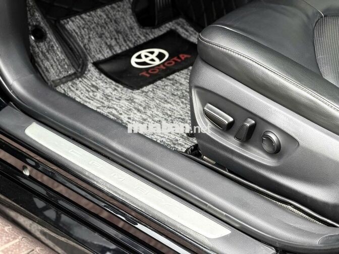 Bán Toyota Camry 2.0G Sx 2019 Nhập Thái Màu đen