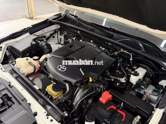 7 Chỗ - Dầu, Tự động 2 Cầu. FORTUNER 2.8AT 2018