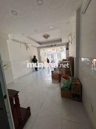 Gần ngã 4 Phan Văn Trị + P.V.Đ  MT 3 lầu Phan văn trị P.11 Bình Thạnh