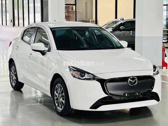 Mazda Mazda 2 Trắng, Đỏ, Xám 5 chỗ