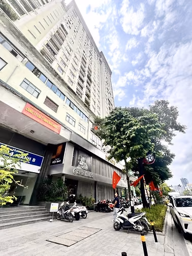 Căn góc 114m² 3PN – 91 Nguyễn Chí Thanh – Bếp khách liên thông