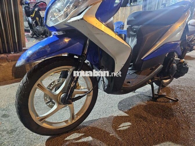 Yamaha Luvias FI 2015 Xanh Bạc