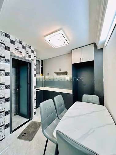 Chủ giảm ngay 100tr chốt nhanh Cần vốn bán gấp nhà 55m2 sổ sẵn 2 lầu 
