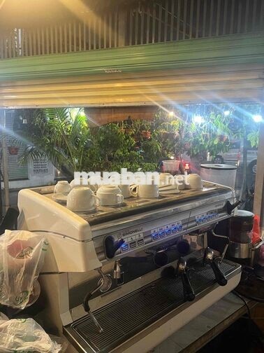 Cho thuê quán cf góc 2 mặt tiền q12