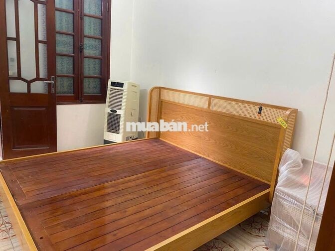 Cho thuê nhà Thụy Khuê 70m² x 4 tầng 5PN, ngõ rộng, đủ đồ chỉ 16 triệu