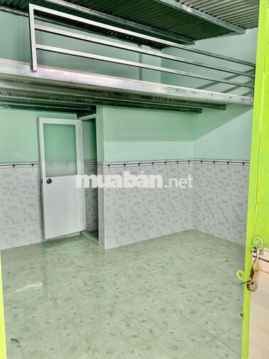 phòng trọ có gác, giờ giấc tự do, gần Đhcn chỉ 3phút đi bộ