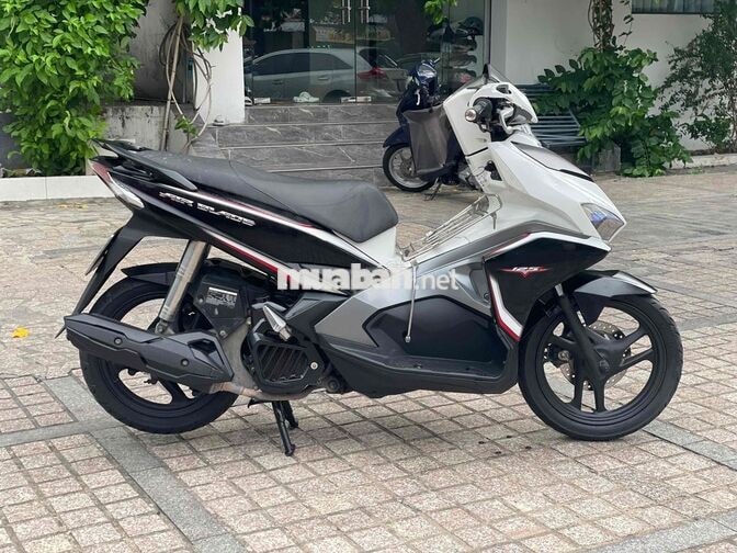 Air Blade 125 2016 trả trc 12tr2 nhận xe. bảo hanh