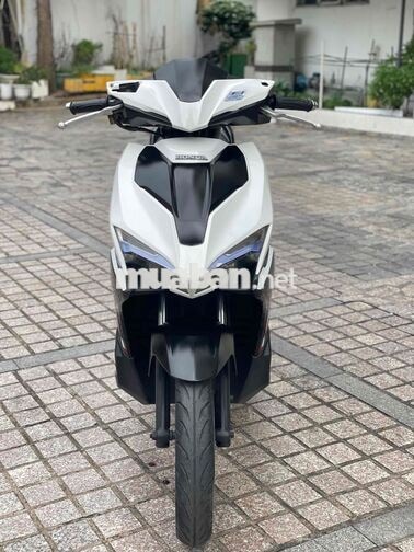 Air Blade 125 2016 trả trc 12tr2 nhận xe. bảo hanh