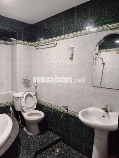 PHÒNG CHO NỮ THUÊ–3.6 TRIỆU/THÁNG – TRUNG TÂM PHÚ NHUẬN – CÓ MÁY LẠNH