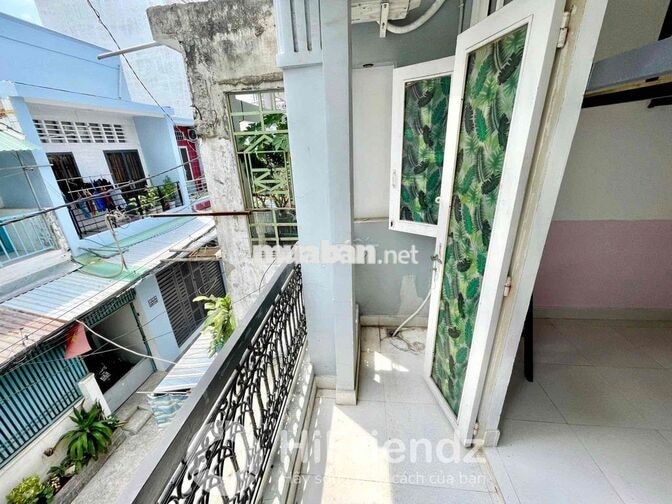 DUPLEX BAN CÔNG FULL NỘI THẤT SÁT CÔNG VIÊN LÃNH BINH THĂNG GẦN BKU