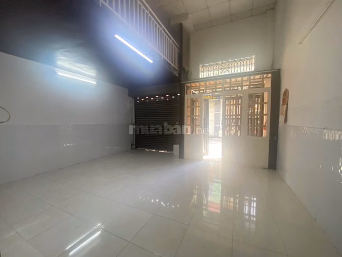 Chủ ngộp gấp bán nhà DT 5,6x11,5 trệt lầu phường Trung Mỹ Tây giá 4ty6