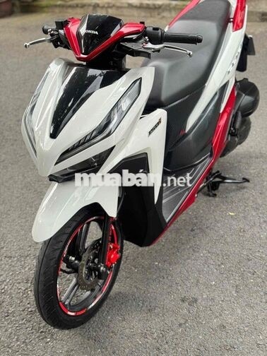 Click 150i 2019 Trắng đỏ 16.000km bstp chính chủ