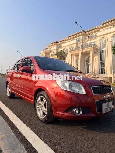 Chevrolet Aveo LT Đỏ