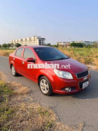 Chevrolet Aveo Sedan Đỏ