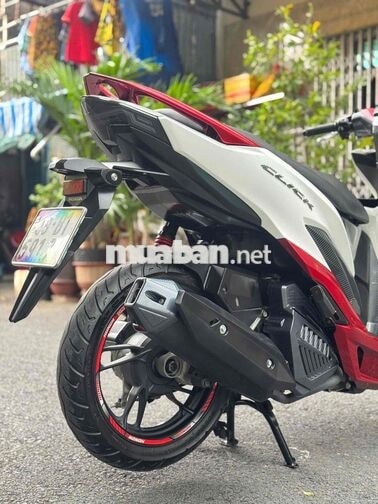 Click 150i 2019 Trắng đỏ 16.000km bstp chính chủ