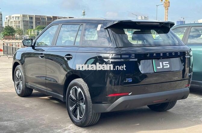 Jaecoo J5 BEV SUV điện màu Đen