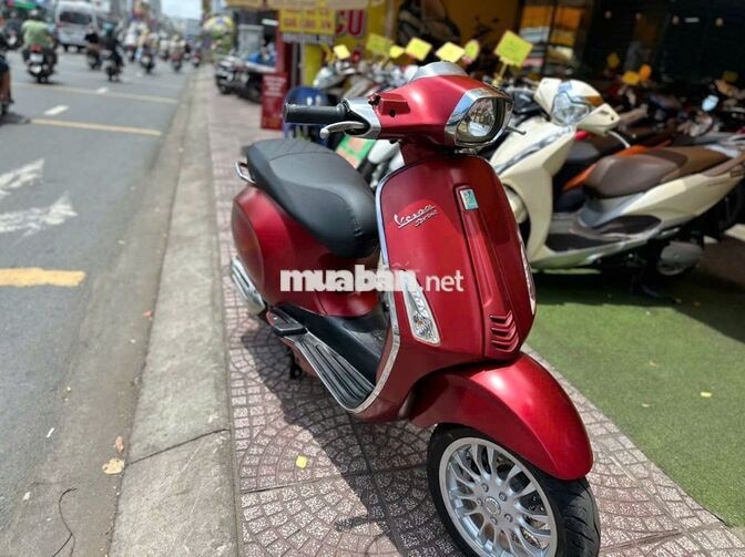 Piaggio Vespa Sprint 125cc 2017 bs 49l1-09626
