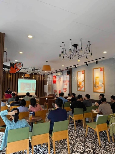 Sang quán Cafe căn góc khu Bàu Cát-Tân Bình, mở 6 năm doanh thu cao