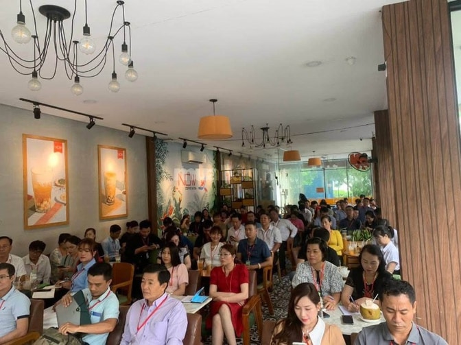 Sang quán Cafe căn góc khu Bàu Cát-Tân Bình, mở 6 năm doanh thu cao