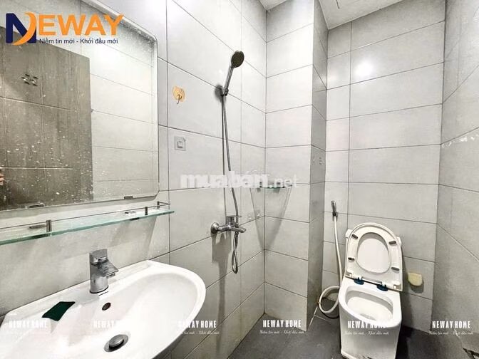 CHO THUÊ PHÒNG BAN CÔNG SẴN NỘI THẤT NGAY TRUNG TÂM - VƯỜN LÀI