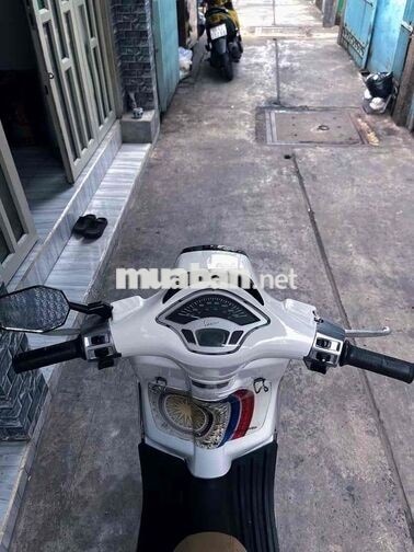 Piaggio Vespa 125ie 3V Trắng