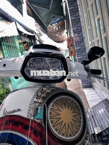 Piaggio Vespa 125ie 3V Trắng