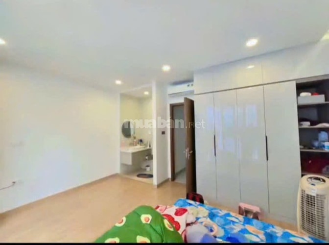 Cho thuê nhà Sadeco Phước Kiển, Hầm 3,5 lầu,DT:5x20.nhà đẹp. Giá:25tr/